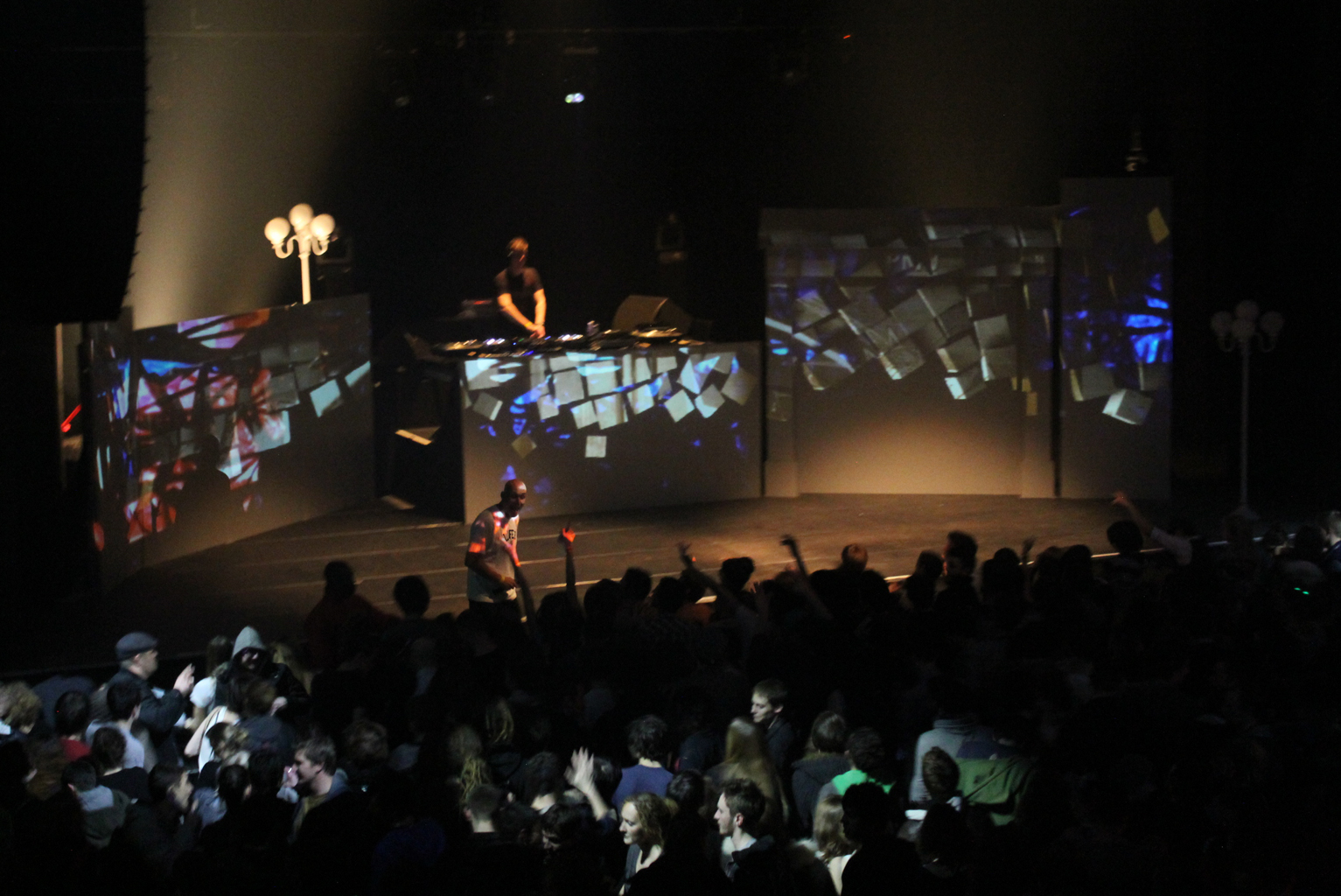 Big Room 6